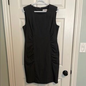 Calvin Klein EUC Size 12 Grey Sleeveless Sheath Dress